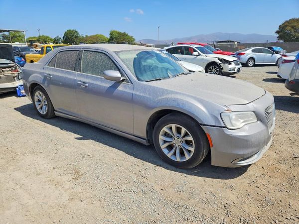 2016 CHRYSLER 300 Limited