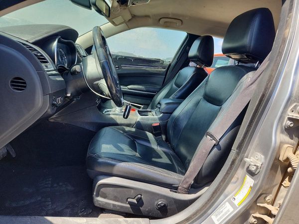 2016 CHRYSLER 300 Limited