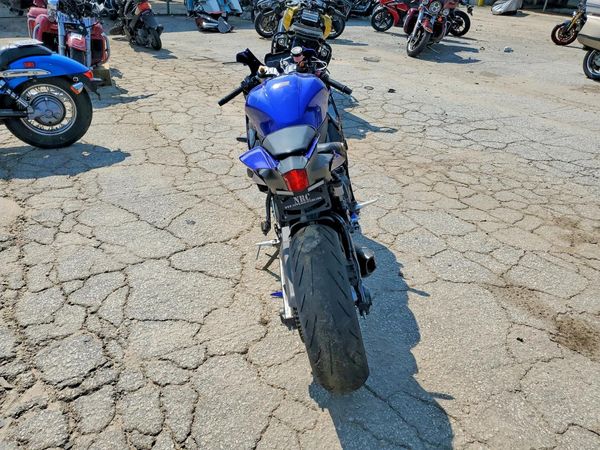 2025 YAMAHA YZFR7