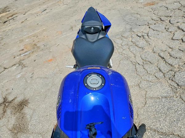 2025 YAMAHA YZFR7