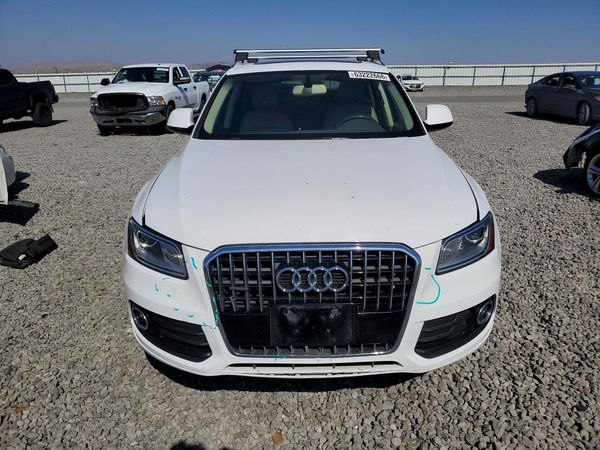 2017 AUDI Q5 quattro Premium
