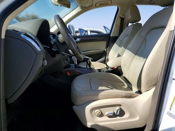 2017 AUDI Q5 quattro Premium