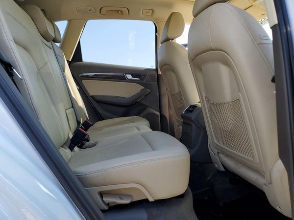 2017 AUDI Q5 quattro Premium