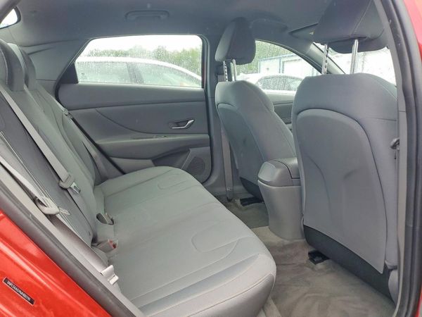2021 HYUNDAI ELANTRA SEL w/ Convenience Pkg
