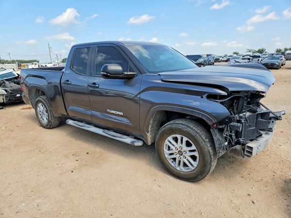 2024 TOYOTA TUNDRA
