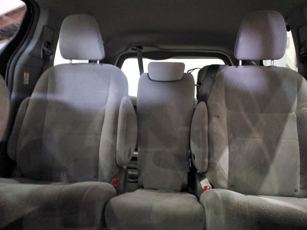 2016 TOYOTA SIENNA