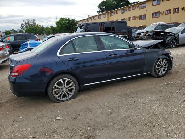 2016 MERCEDES-BENZ C C300
