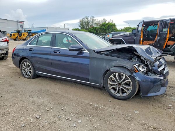 2016 MERCEDES-BENZ C C300
