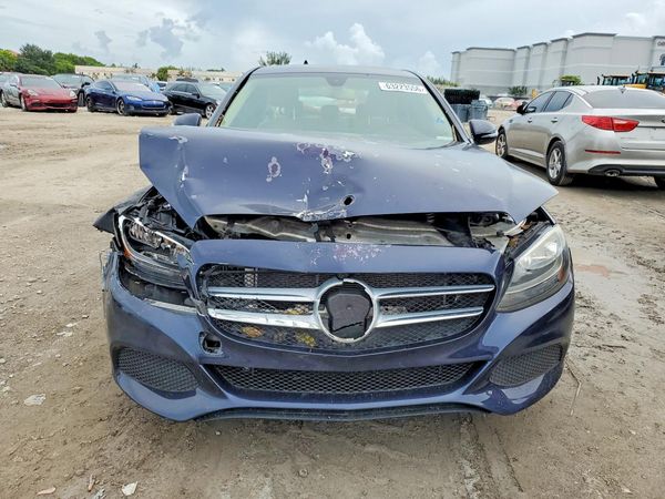 2016 MERCEDES-BENZ C C300