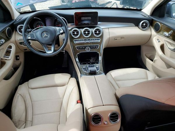 2016 MERCEDES-BENZ C C300