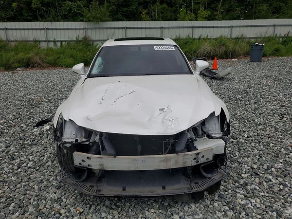 2015 LEXUS IS