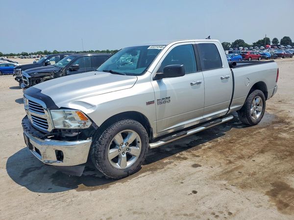 2014 RAM 1500 SLT QUAD CAB 4X4