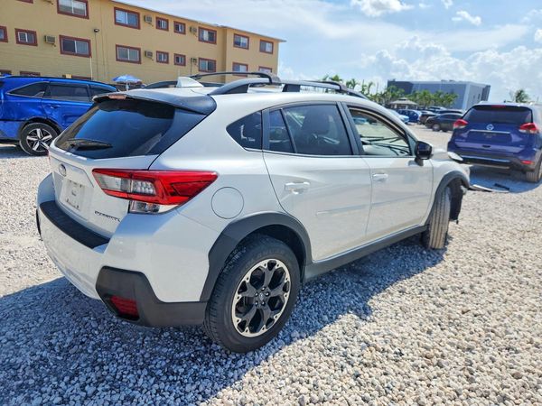 2021 SUBARU CROSSTREK Premium+ES