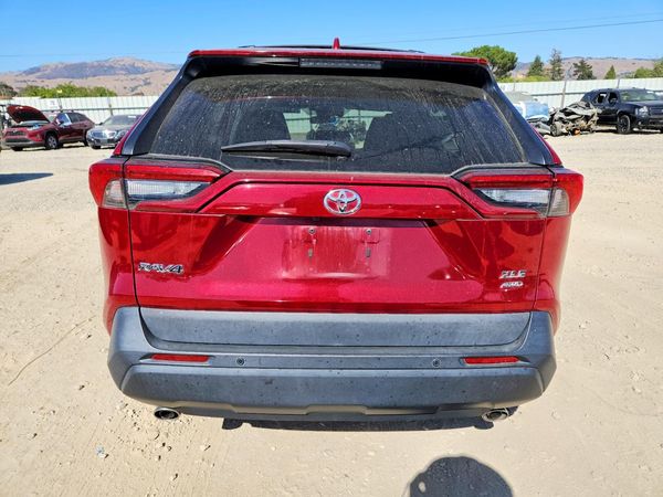 2021 TOYOTA RAV4 XLE — DIRR