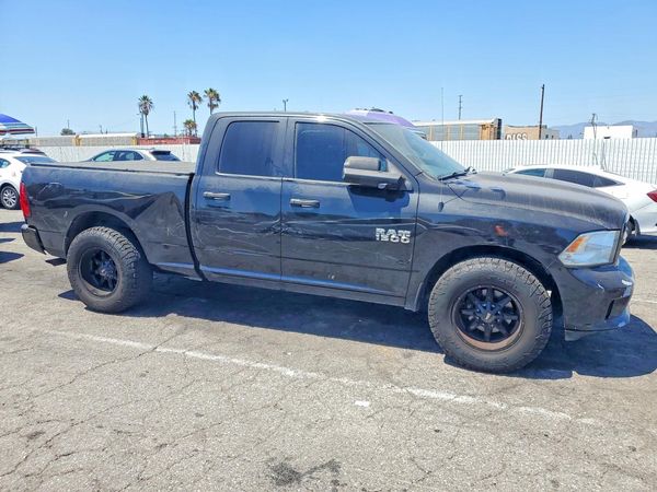 2016 RAM 1500 ST — Passenger 3/4