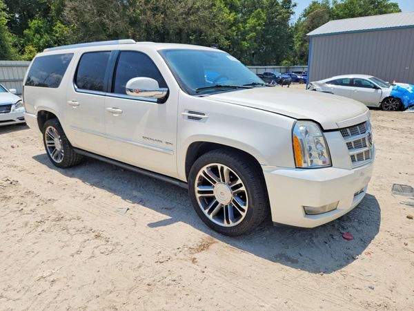 2013 CADILLAC ESCALADE ESV Premium
