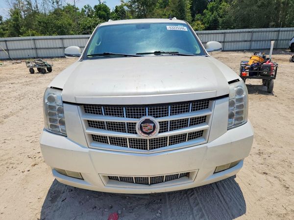 2013 CADILLAC ESCALADE ESV Premium