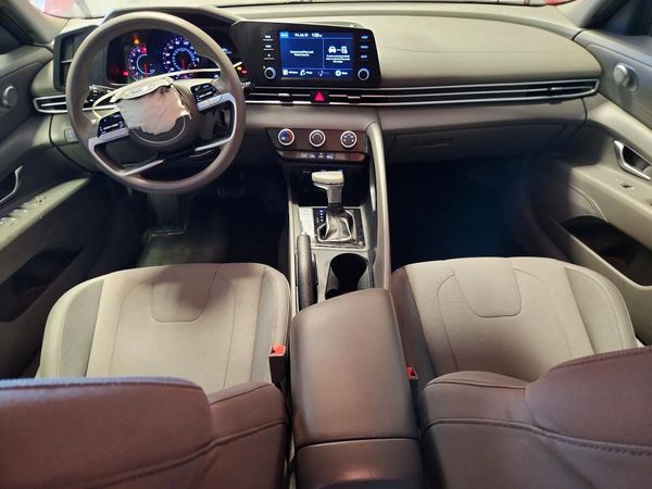 2021 HYUNDAI ELANTRA
