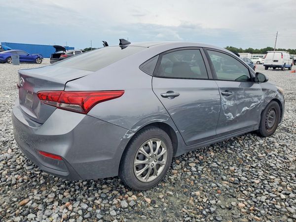 2019 HYUNDAI ACCENT SE and SEL