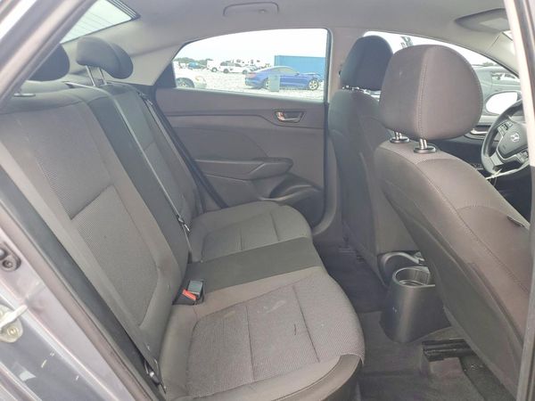 2019 HYUNDAI ACCENT SE and SEL
