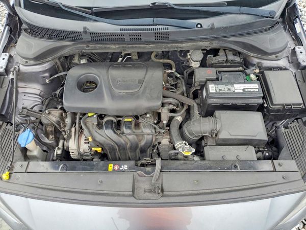 2019 HYUNDAI ACCENT SE and SEL