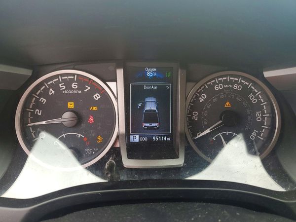 2023 TOYOTA TACOMA SR5