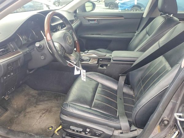 2016 LEXUS ES