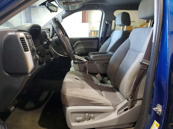 2017 CHEVROLET SILVERADO LT — DENT