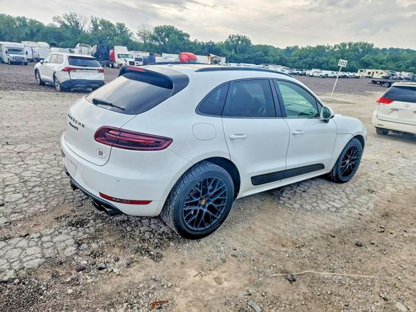 2018 PORSCHE MACAN Macan GTS