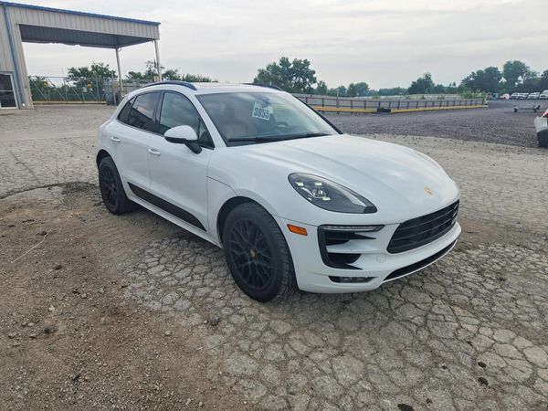 2018 PORSCHE MACAN Macan GTS