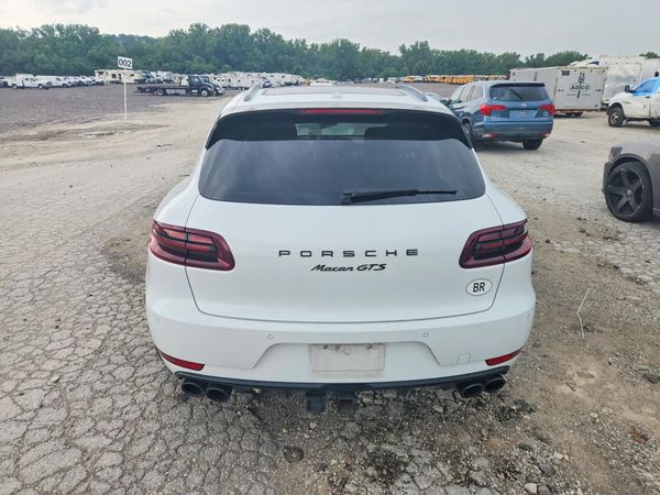 2018 PORSCHE MACAN Macan GTS