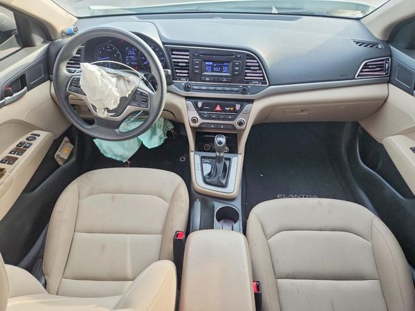 2017 HYUNDAI ELANTRA SE Base