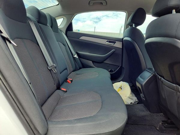 2019 HYUNDAI SONATA Eco Turbo, SE