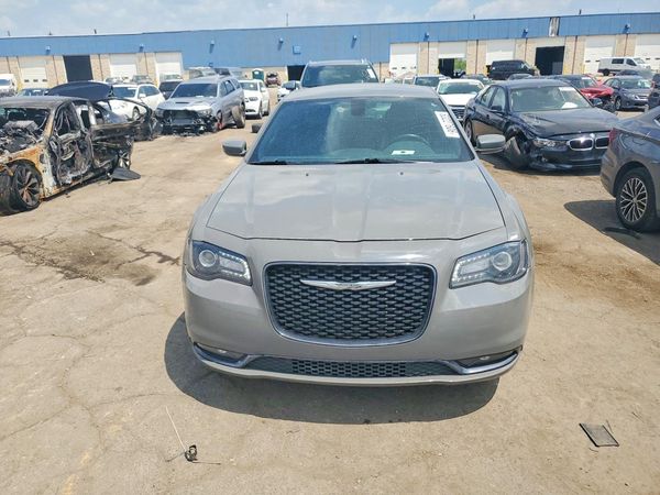 2018 CHRYSLER 300 300S