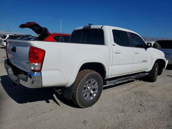 2018 TOYOTA TACOMA