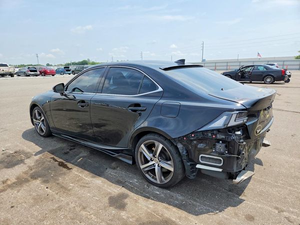 2017 LEXUS IS