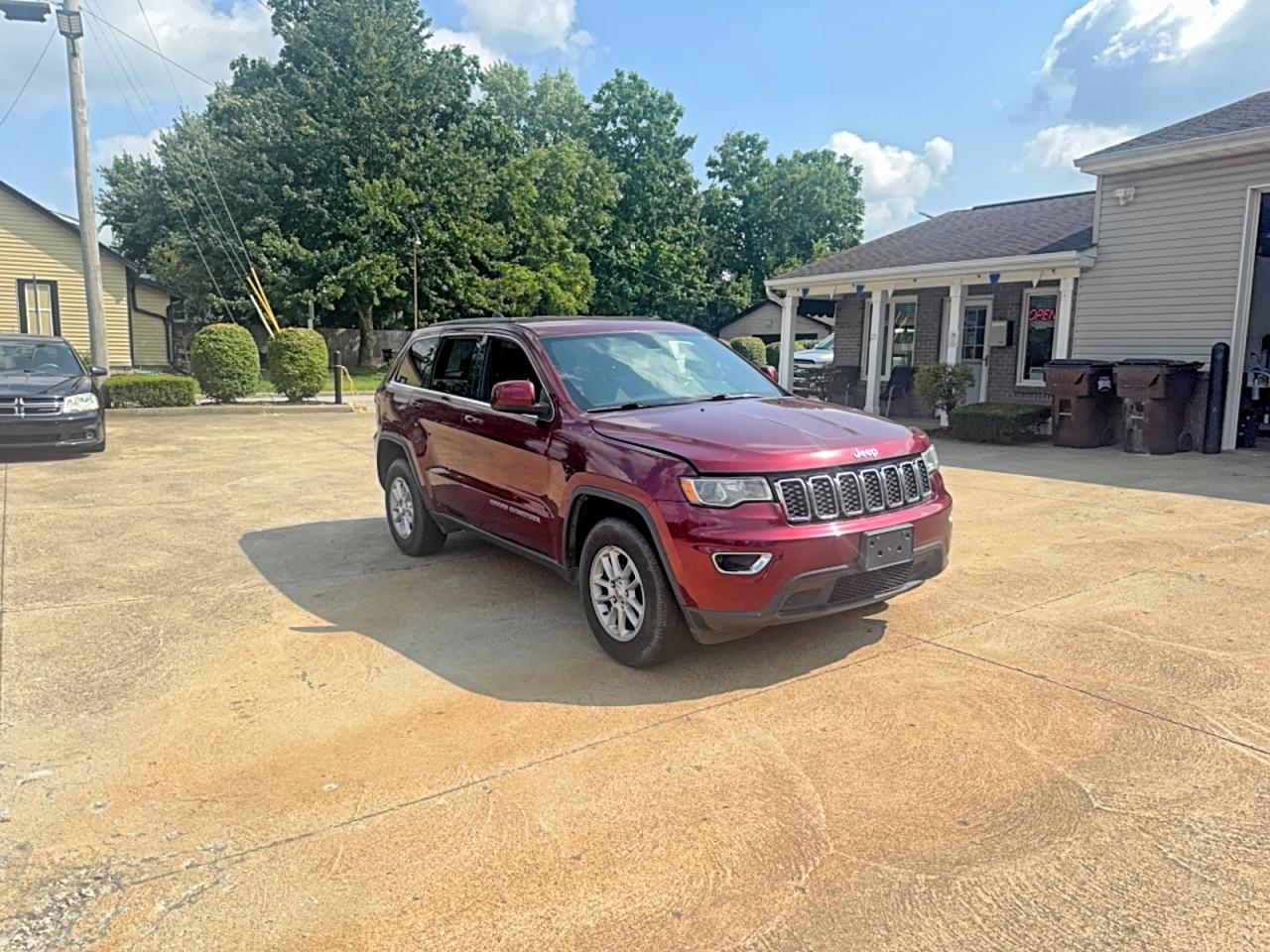 2018 JEEP GRAND CHEROKEE LAREDO 4X4