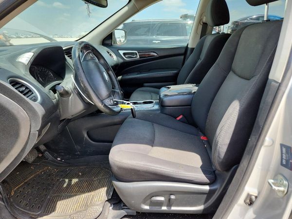 2020 NISSAN PATHFINDER SV — DENT