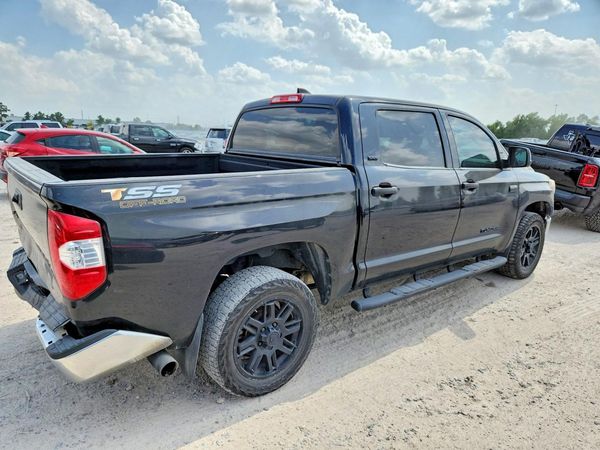 2021 TOYOTA TUNDRA SR5 grade