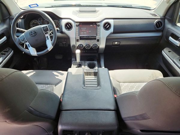 2021 TOYOTA TUNDRA SR5 grade
