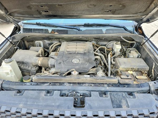 2021 TOYOTA TUNDRA SR5 grade