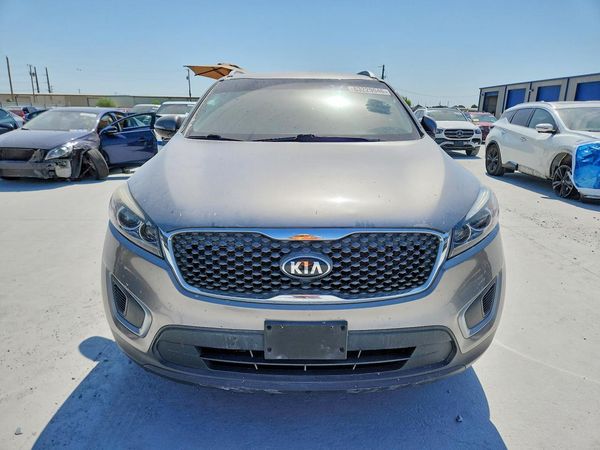 2018 KIA SORENTO L, LX