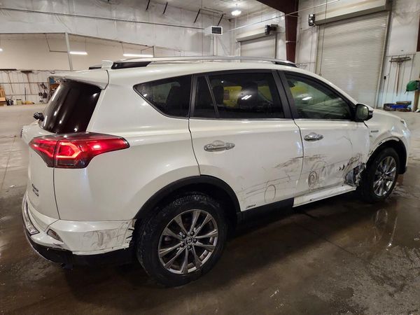 2018 TOYOTA RAV4 Ltd