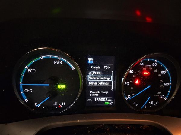 2018 TOYOTA RAV4 Ltd