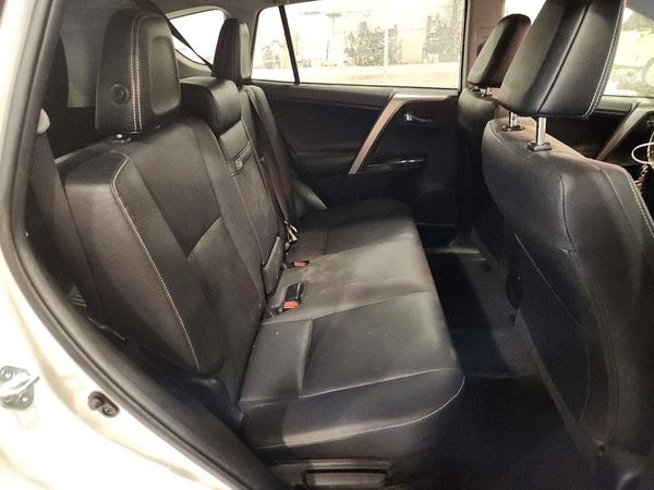2018 TOYOTA RAV4 Ltd