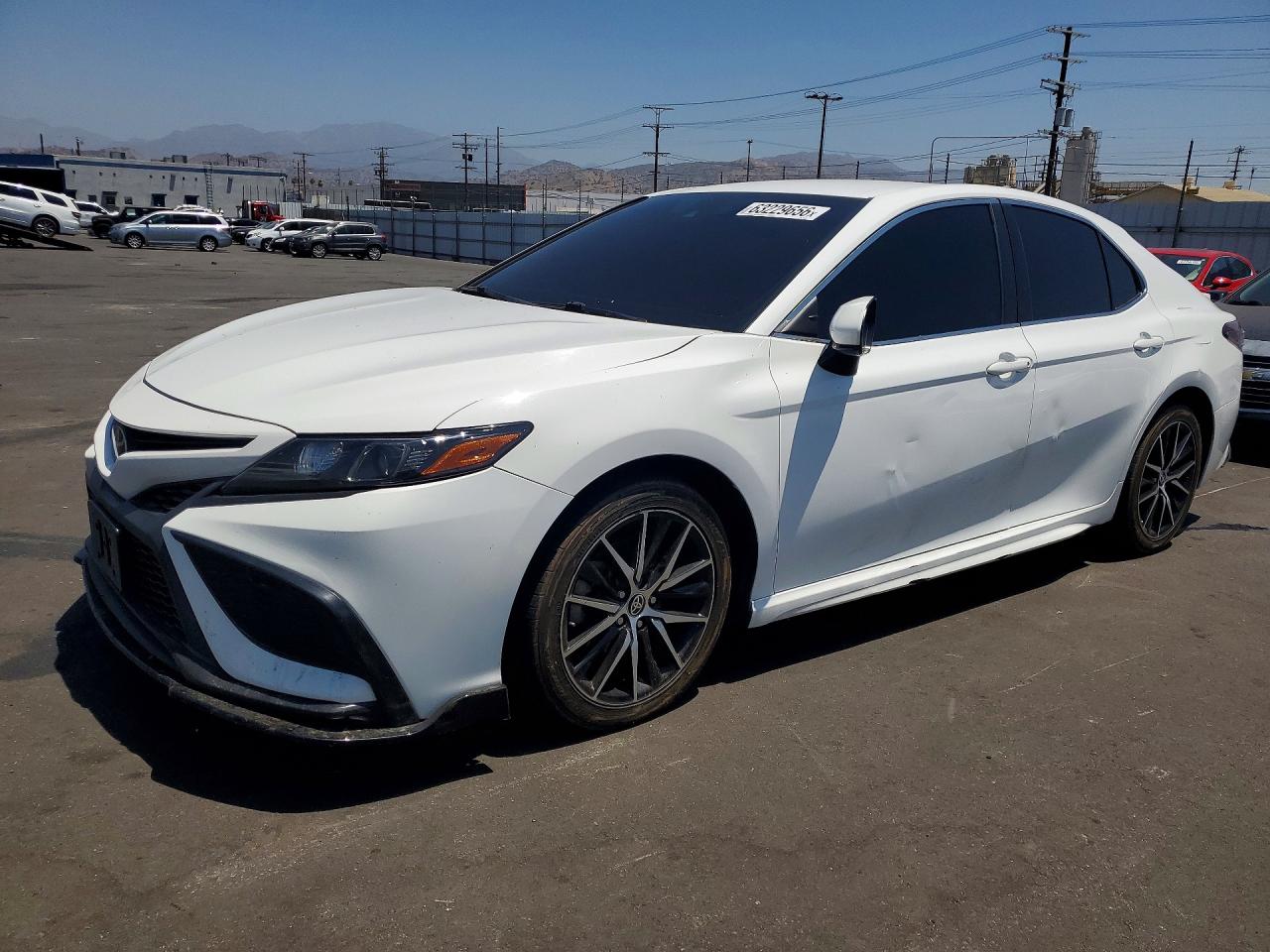 2021 TOYOTA CAMRY SE