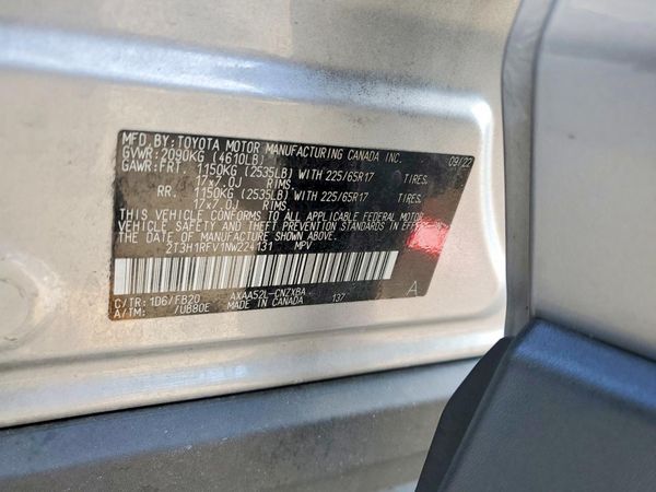 2022 TOYOTA RAV4 LE