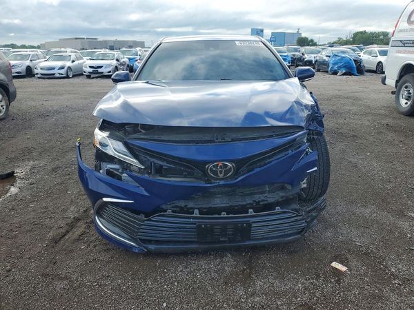 2023 TOYOTA CAMRY