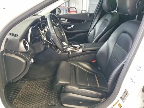 2016 MERCEDES-BENZ C C300