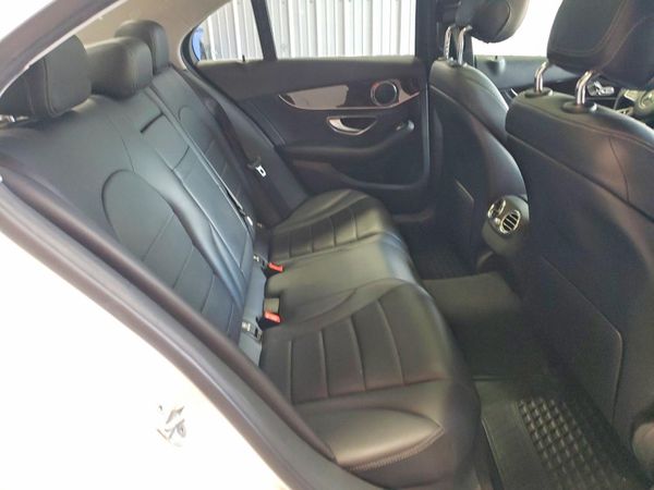 2016 MERCEDES-BENZ C C300